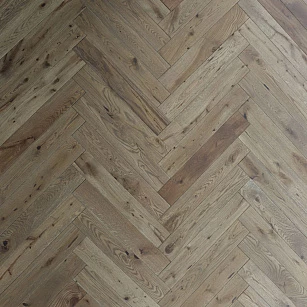Паркет Елка Английская PolarWood Дуб BALTIC HB (1,08 м2) в интерьере