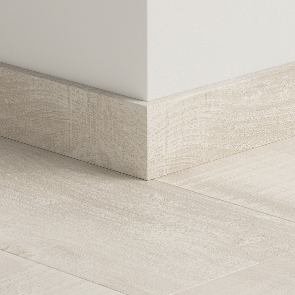 Плинтус ПВХ прямой для LVT Pergo PGVSK40230 Хюгге белый 2400х12х58